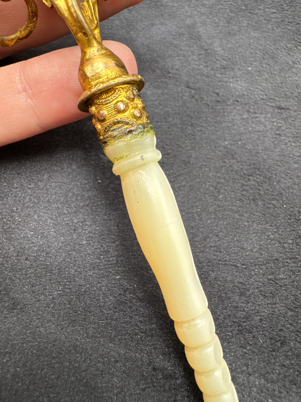 Rare large Antique Coral Cameo Posy Holder with Mother-of-Pearl Handle