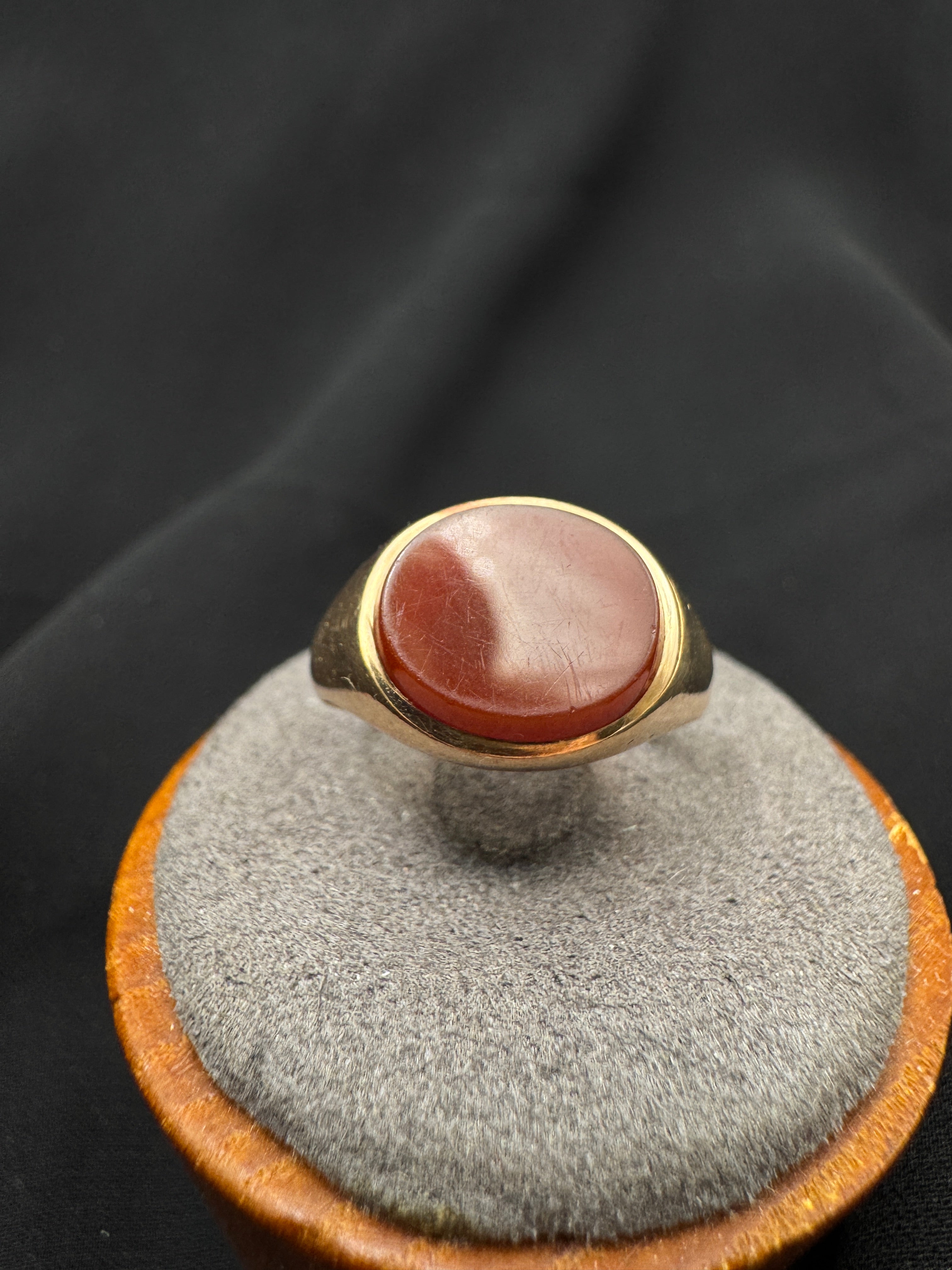 Victorian 10K Gold Carnelian Signet Ring | Size 8.5 | 4.64g
