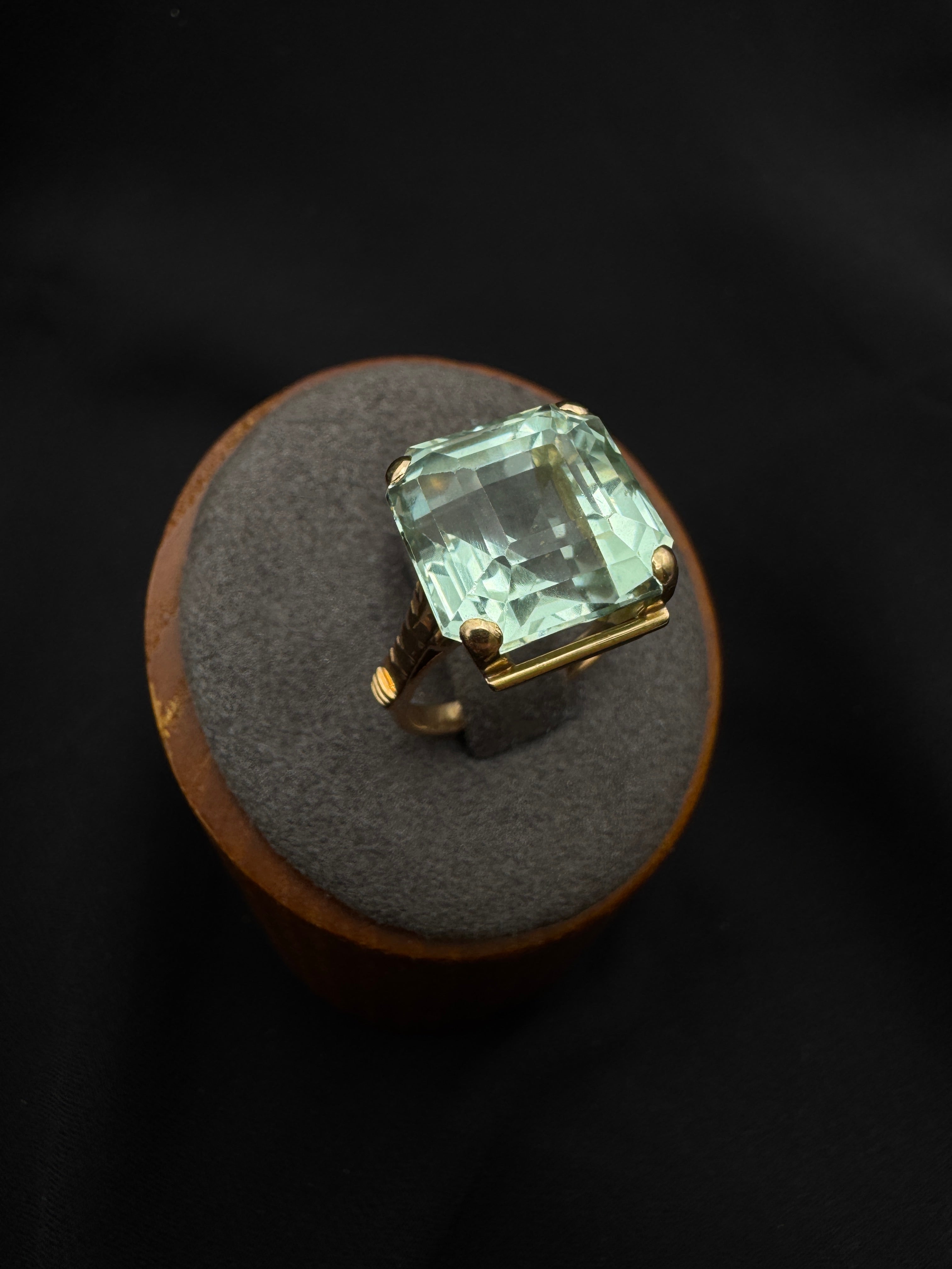 Vintage 14K Gold Beryl Ring | Emerald Cut | Size 6–6.25